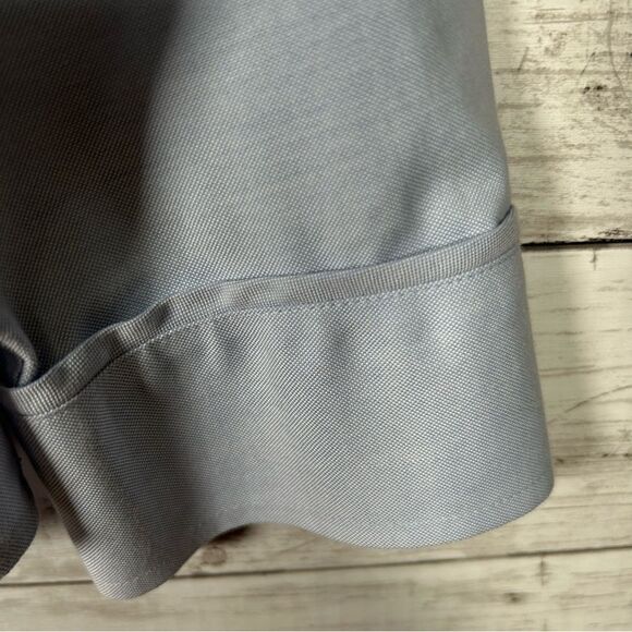 Chico’s No Iron Cotton Oxford Blue Classic Button Down Blouse O/ Small - Picture 8 of 10